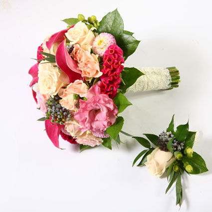 Flowers in Riga. Wedding bouquet in blush pink tones.

A wedding is a special event and each bridal bouquet is an