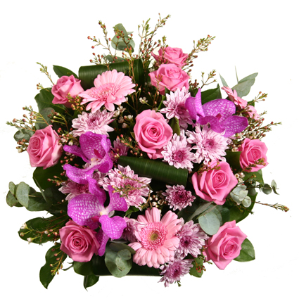 Flower delivery. Exotic orchid Vanda - bright  accent in a pink flower bouquet.
Attention! This bouquet is delivered in